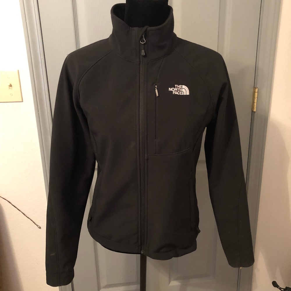 Women’s small north face jacket
